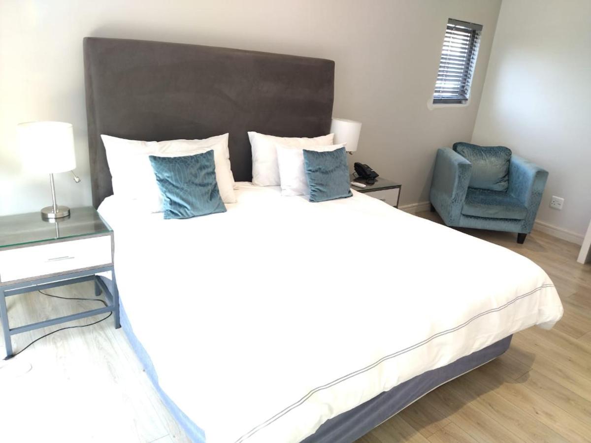 Daisy Place Johannesburg Bagian luar foto