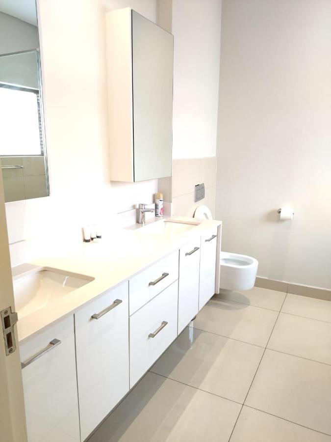 Daisy Place Johannesburg Bagian luar foto