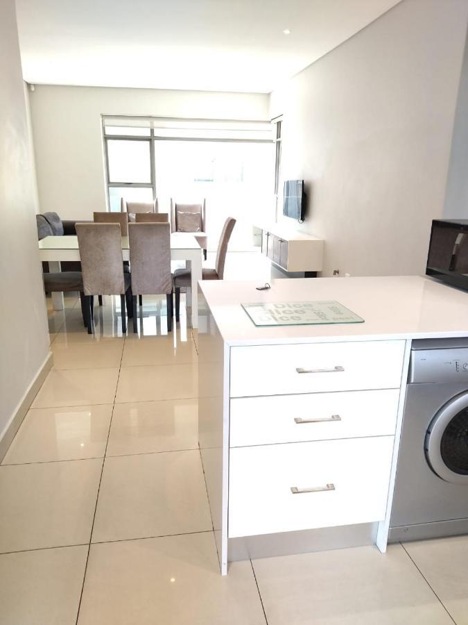 Daisy Place Johannesburg Bagian luar foto