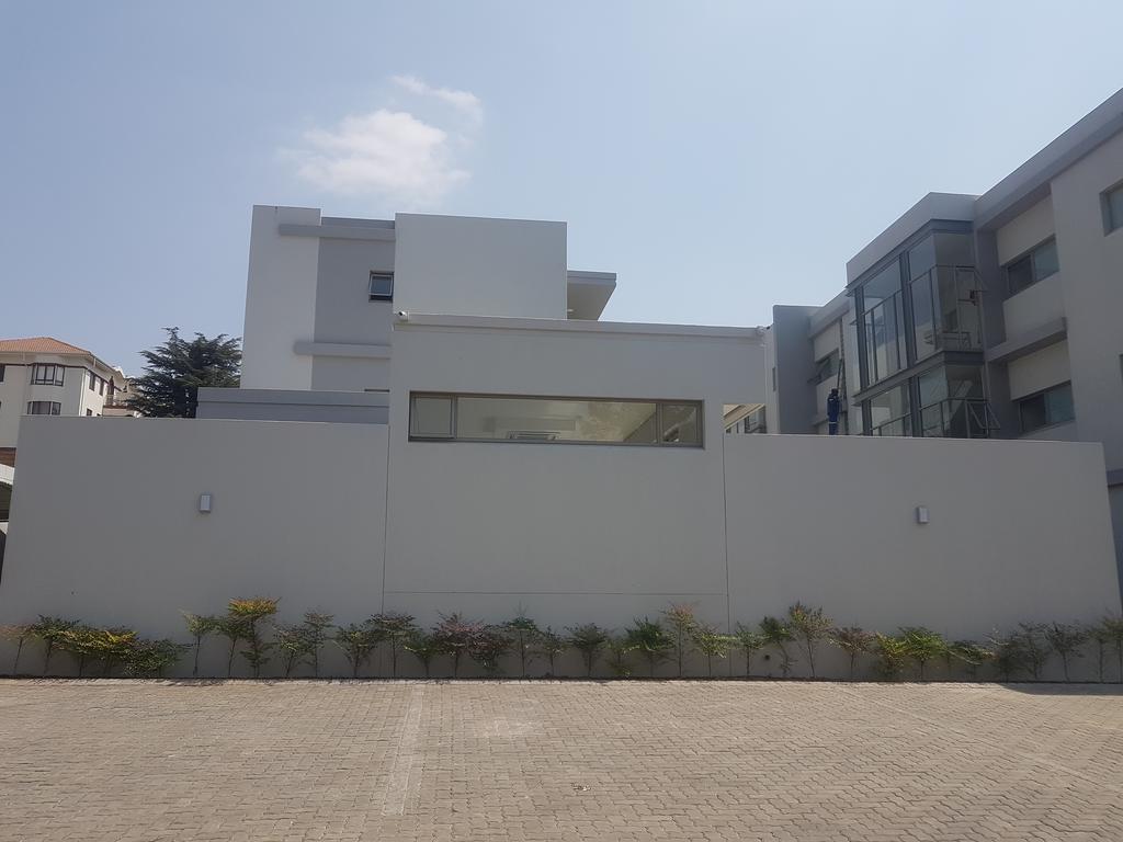 Daisy Place Johannesburg Bagian luar foto